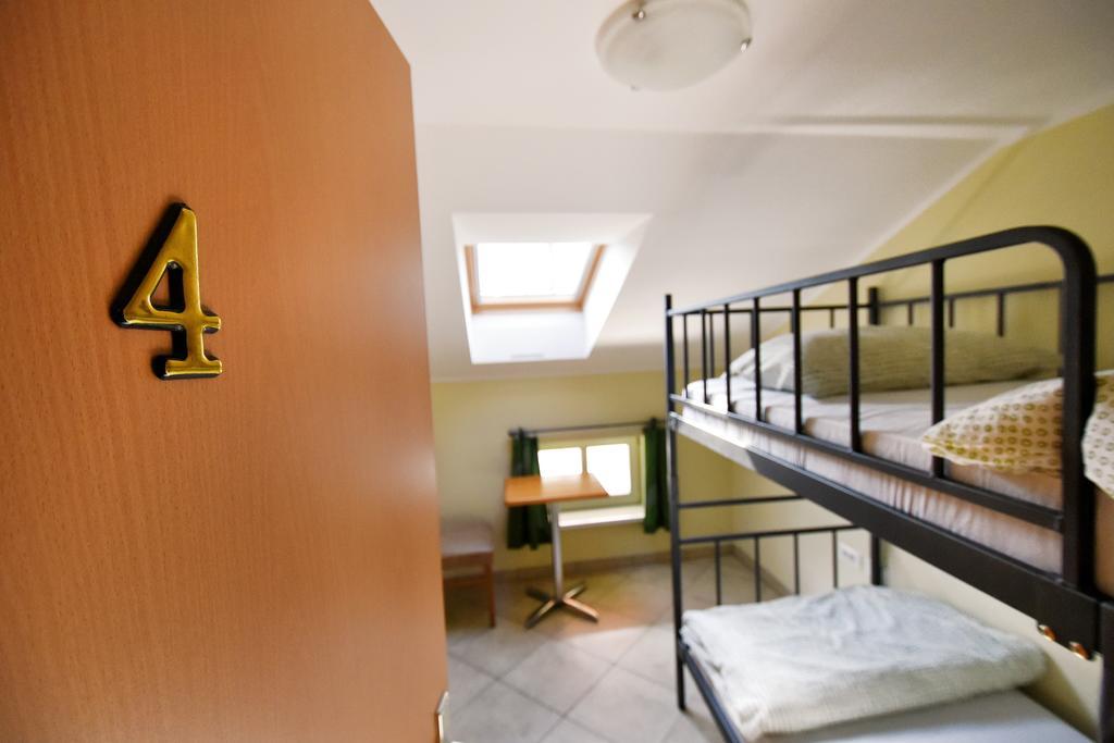 קובאריד Hostel X Point מראה חיצוני תמונה